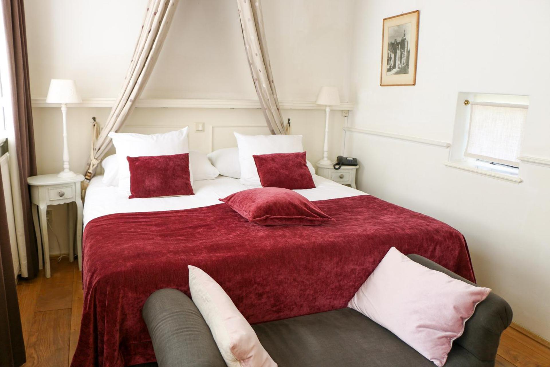 De Campveerse Toren Hotel 3*