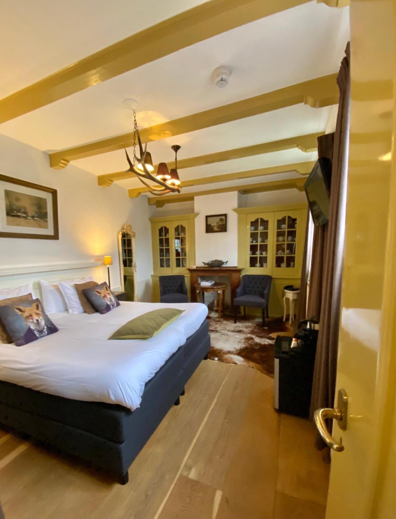 De Campveerse Toren Hotel 3*